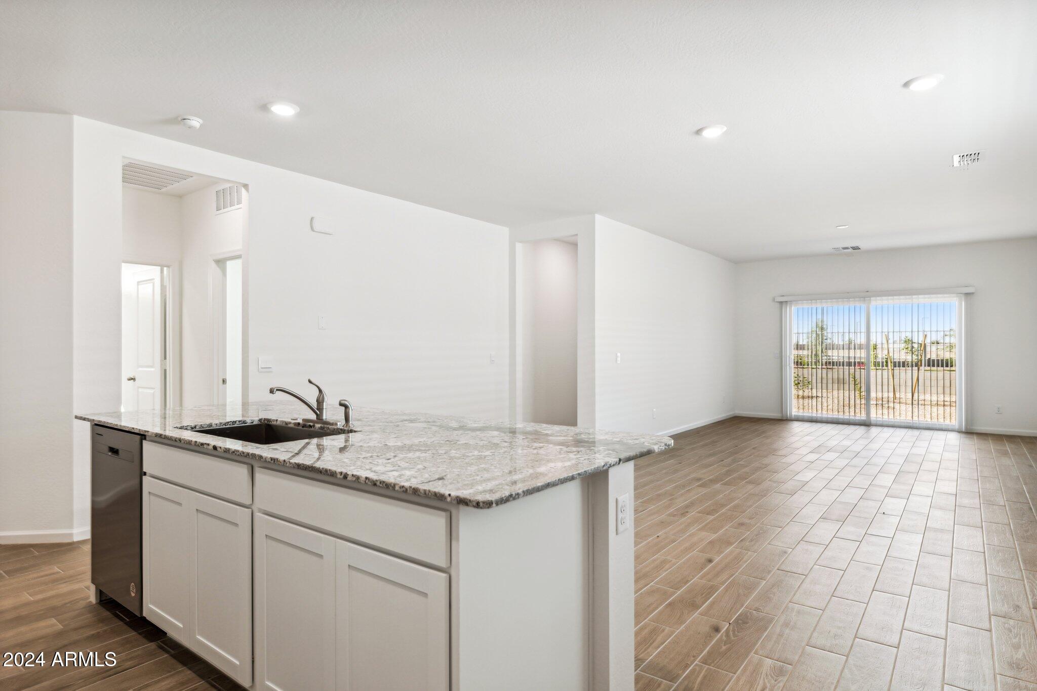 25467 W Graham Trail