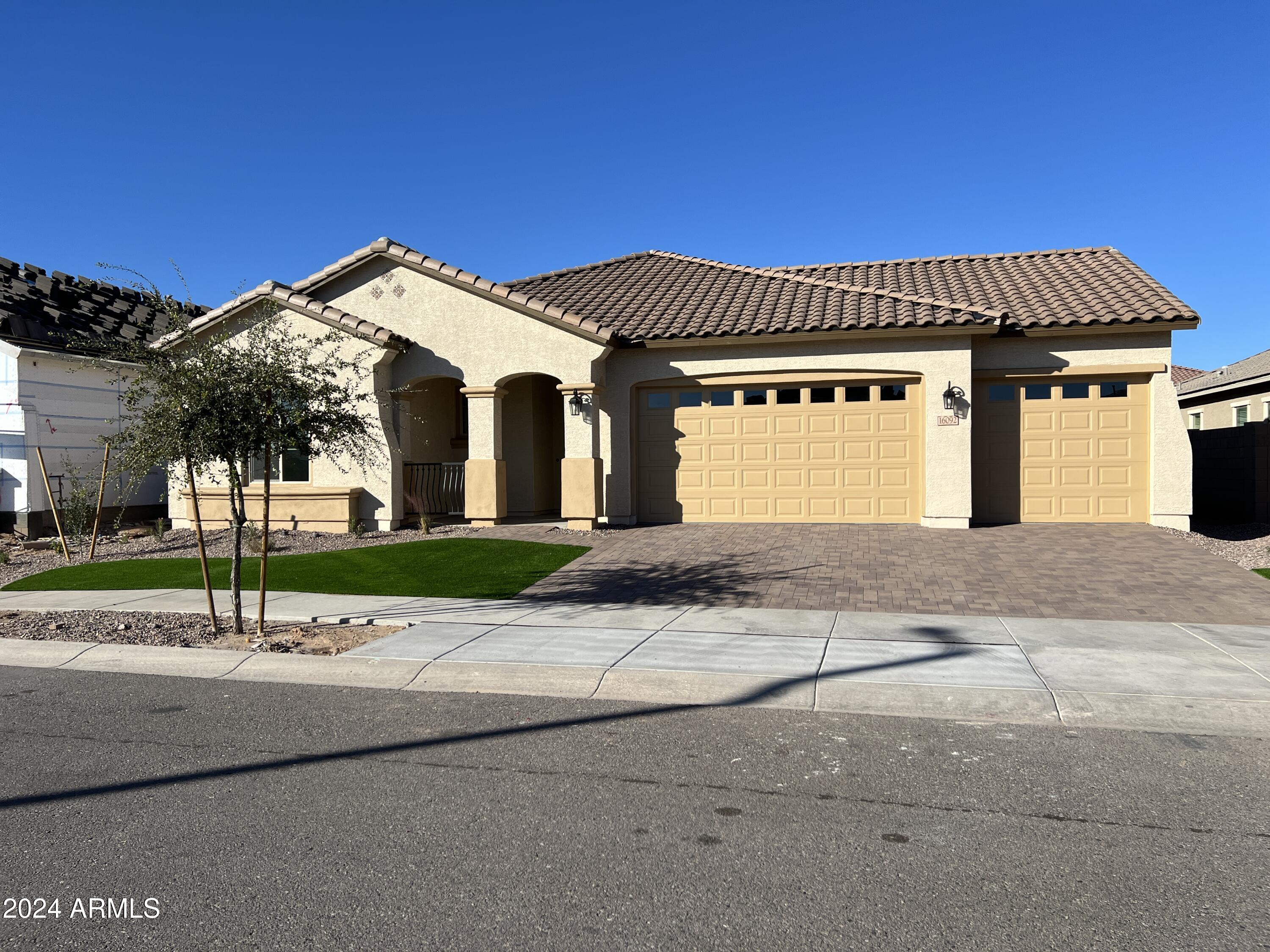 16092 W Questa Drive