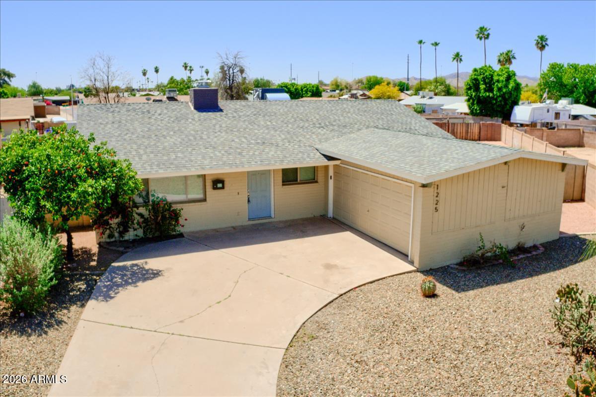 1225 W PEBBLE BEACH Drive