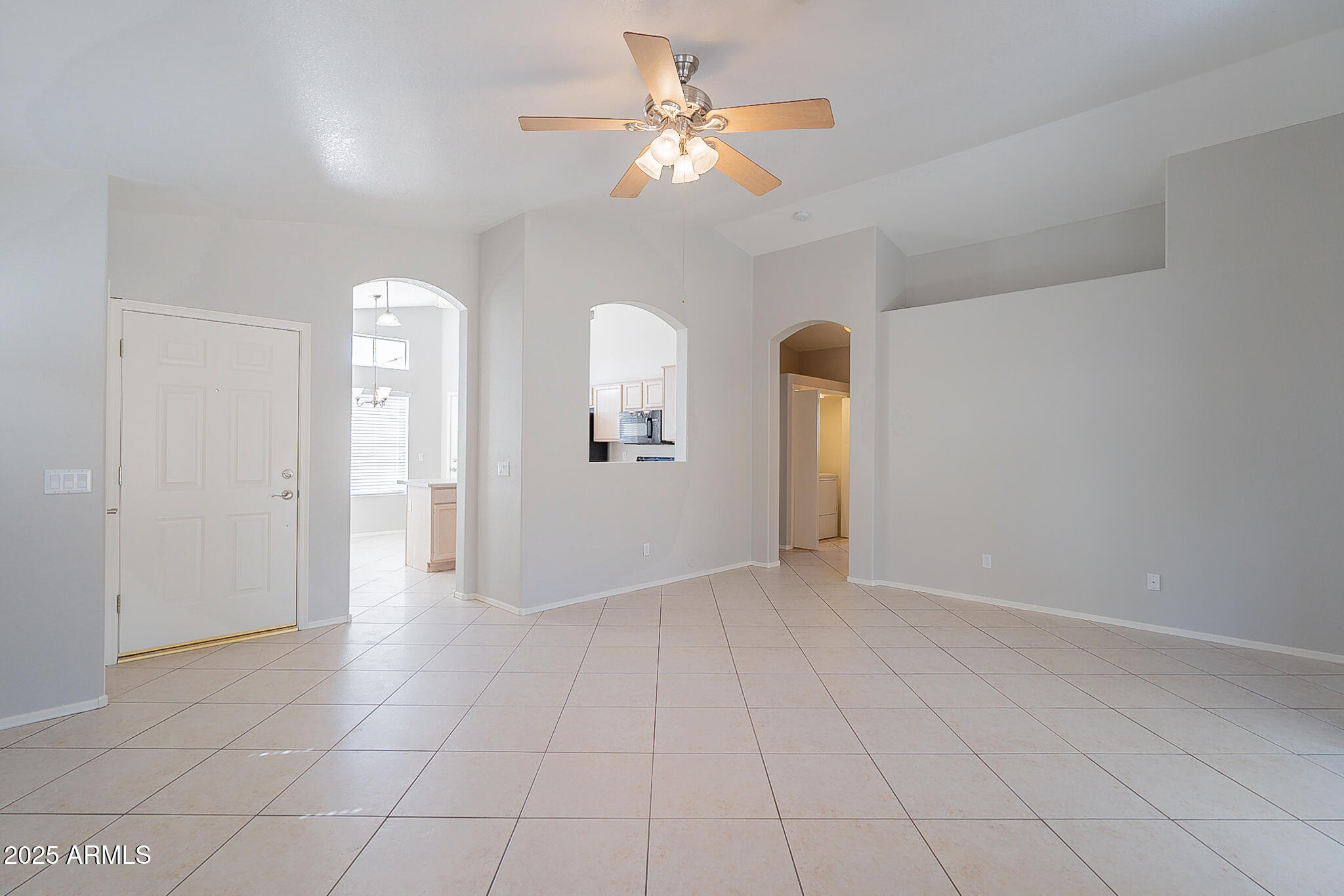1110 W SEAGULL Drive