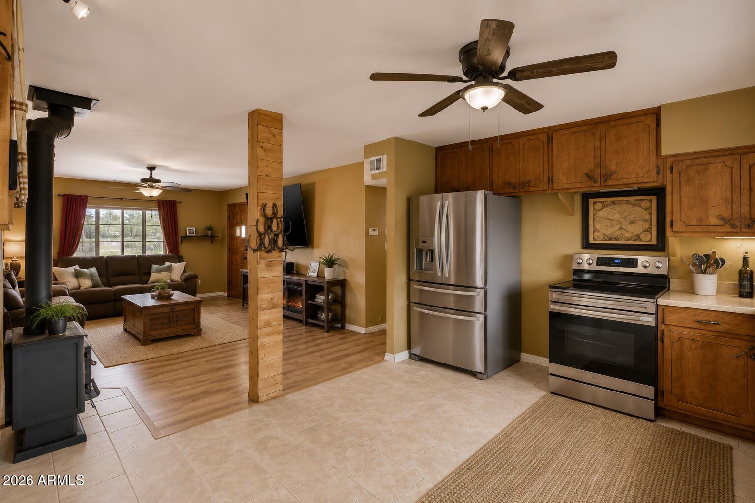 3834 SERRA Way
