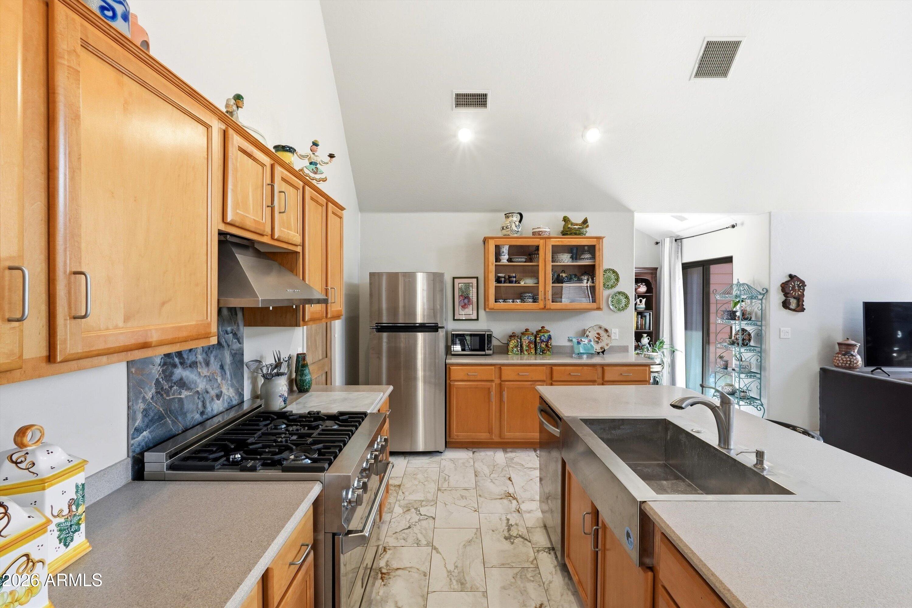ELK RUN CHAPARRAL PINES - Residential