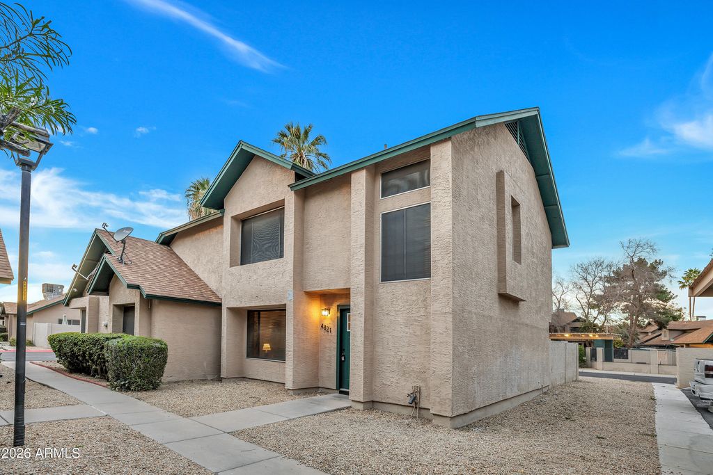 Photo of 4821 W Loma Lane, Glendale, AZ 85302 (MLS # 6985628)