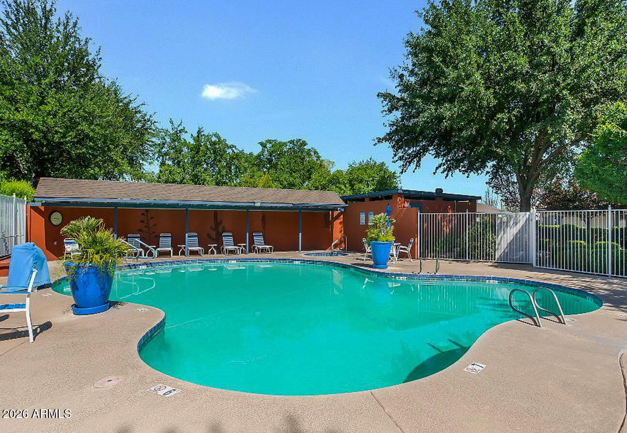 2501 W WICKENBURG Way 354