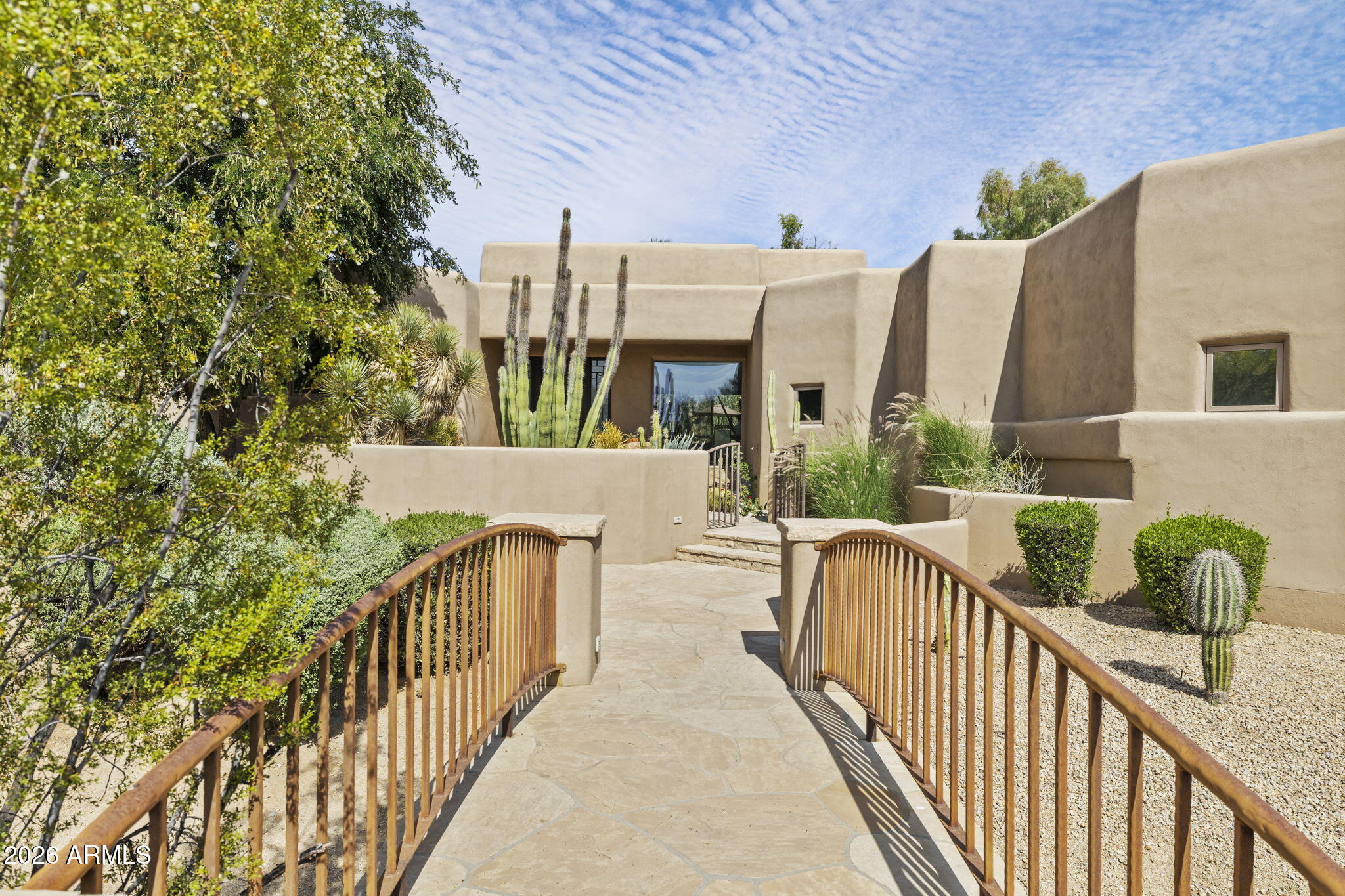 8130 E WILLIAMS Drive