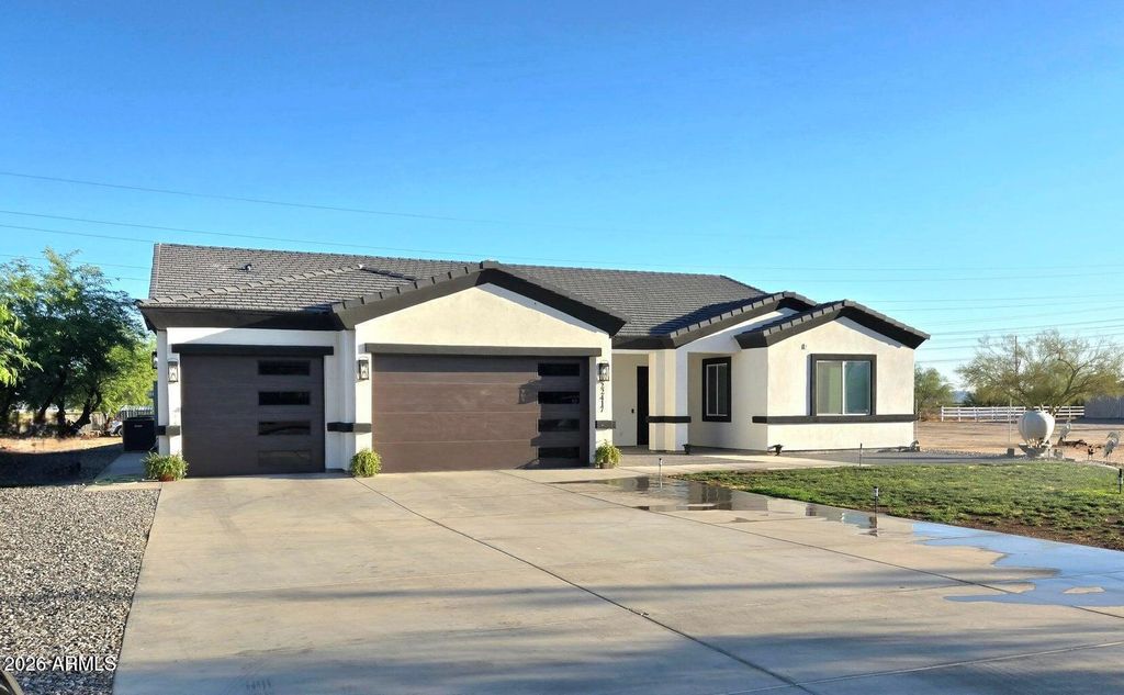 Photo of 22417 W Lower Buckeye Road, Buckeye, AZ 85326 (MLS # 7041193)