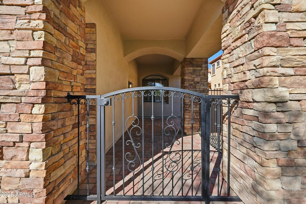 Photo of 7252 E Nance Street, Mesa, AZ 85207 (MLS # 6951204)