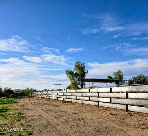 4202 E Quail Track Drive - Cave Creek AZ 85331