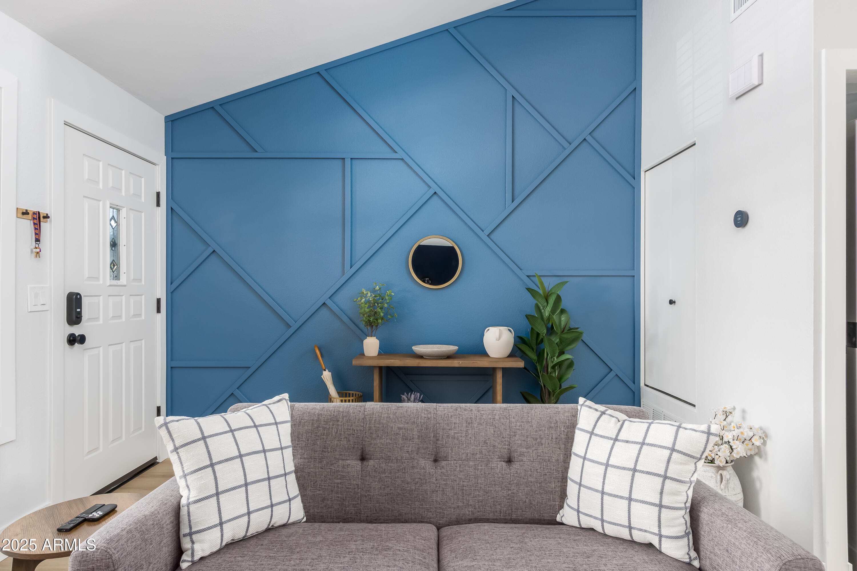 5704 E Aire Libre Avenue 2051