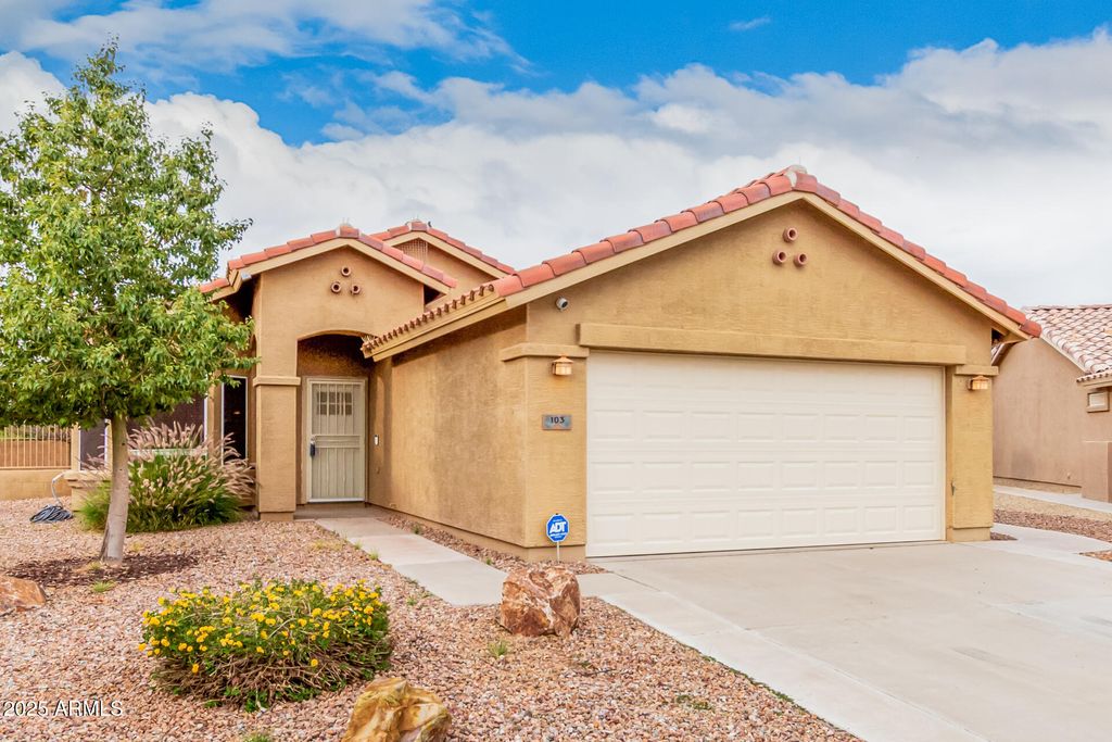 Photo of 103 S Birdie Way, Casa Grande, AZ 85194 (MLS # 6961728)