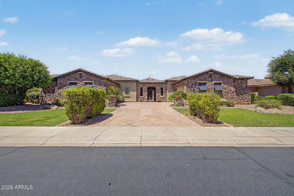 Photo of 3354 E Birchwood Place, Chandler, AZ 85249 (MLS # 7026165)