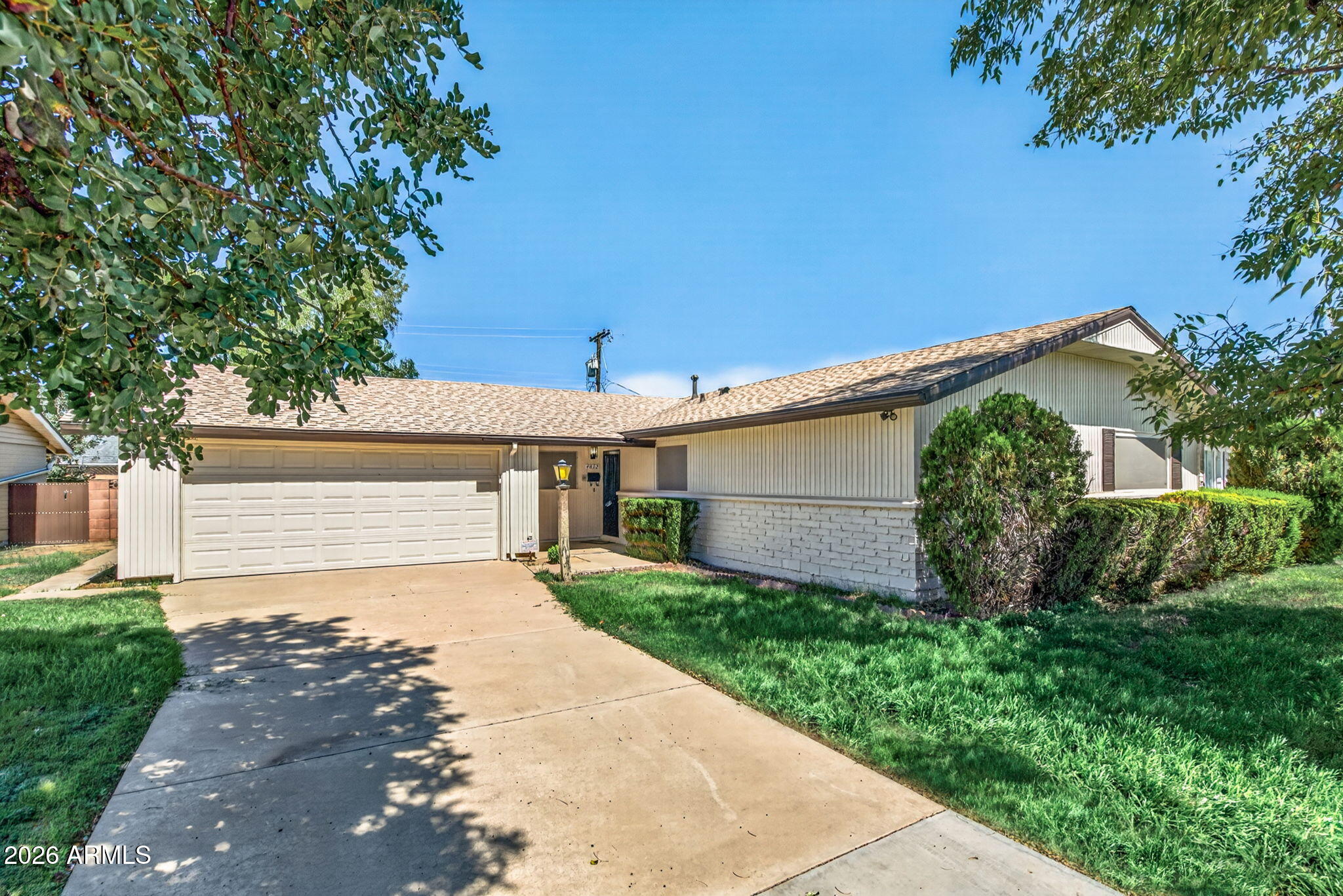 4032 W PALMAIRE Drive
