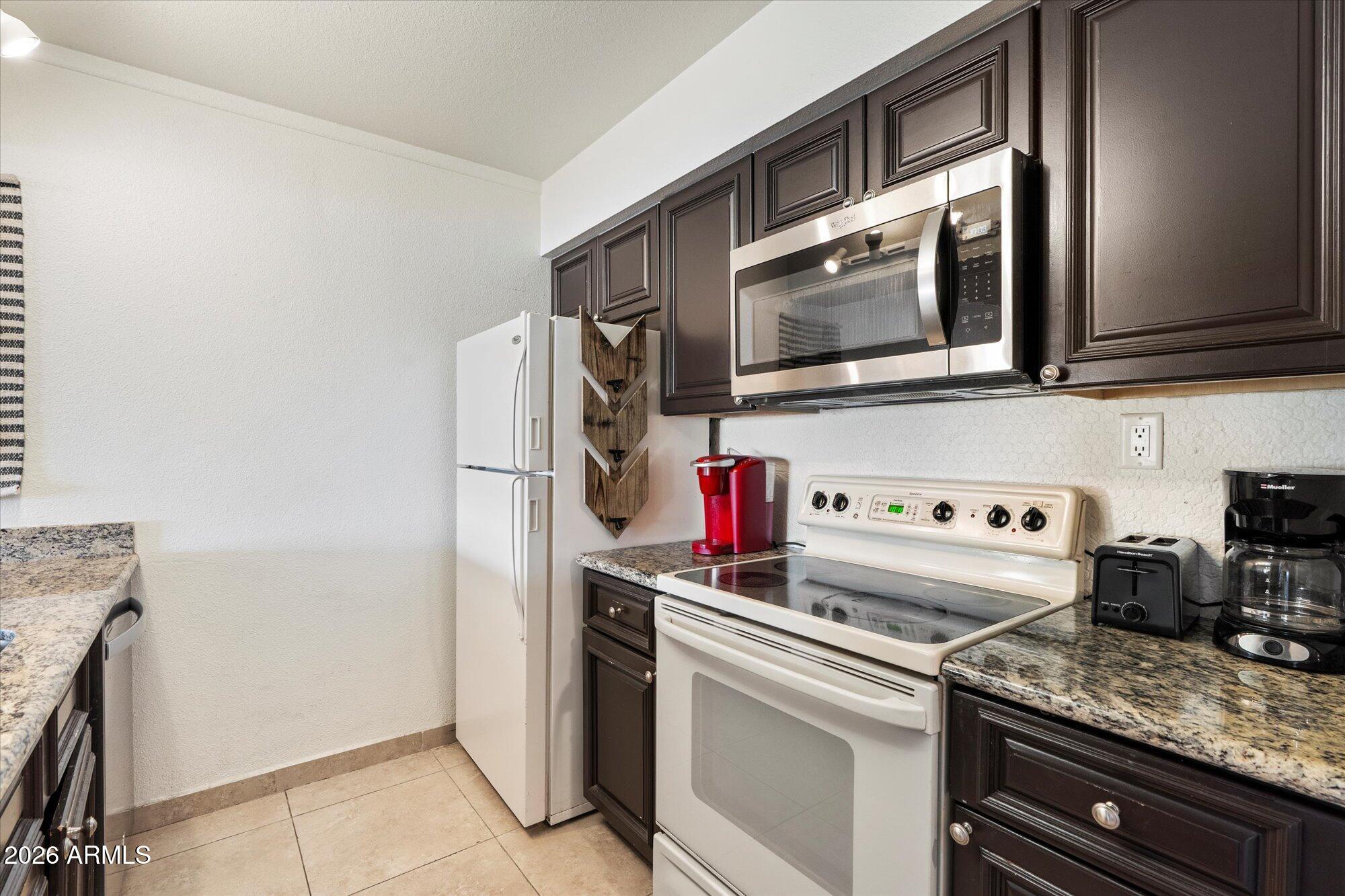 7625 E CAMELBACK Road B325