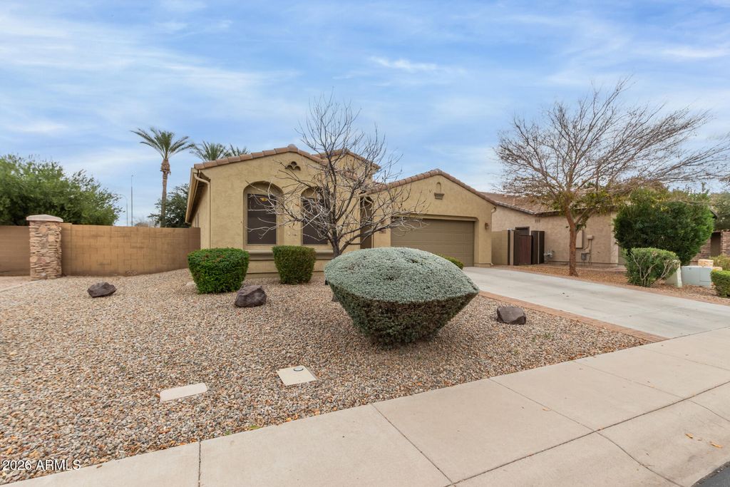 Photo of 4133 S Buckskin Way, Chandler, AZ 85249 (MLS # 6971748)