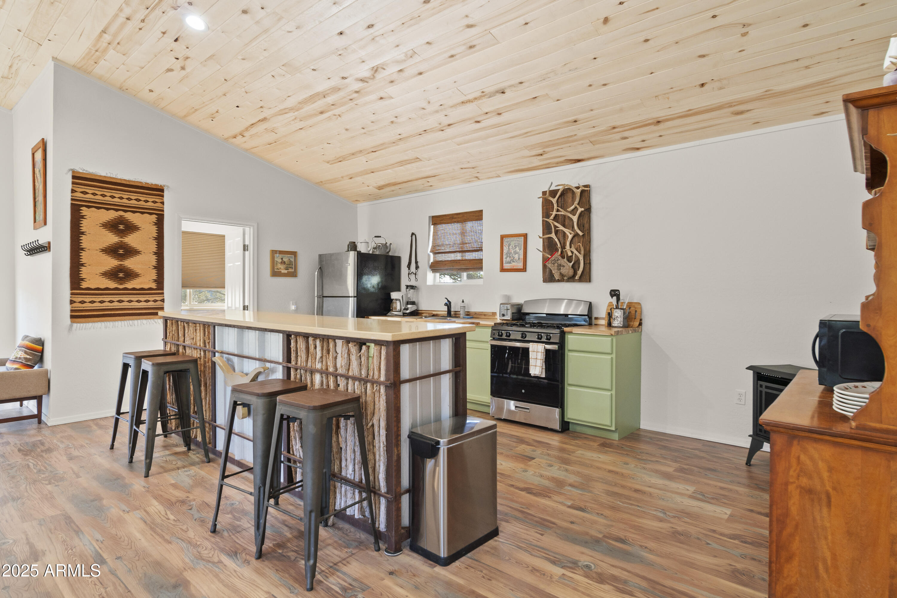 3555 W STAFFORD Road