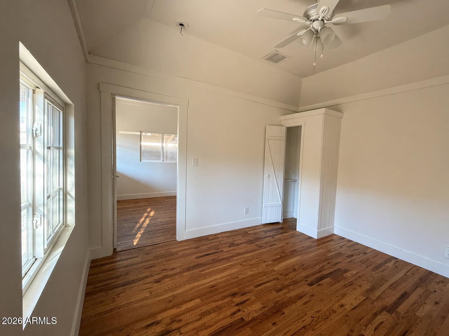 1212 E TAYLOR Street