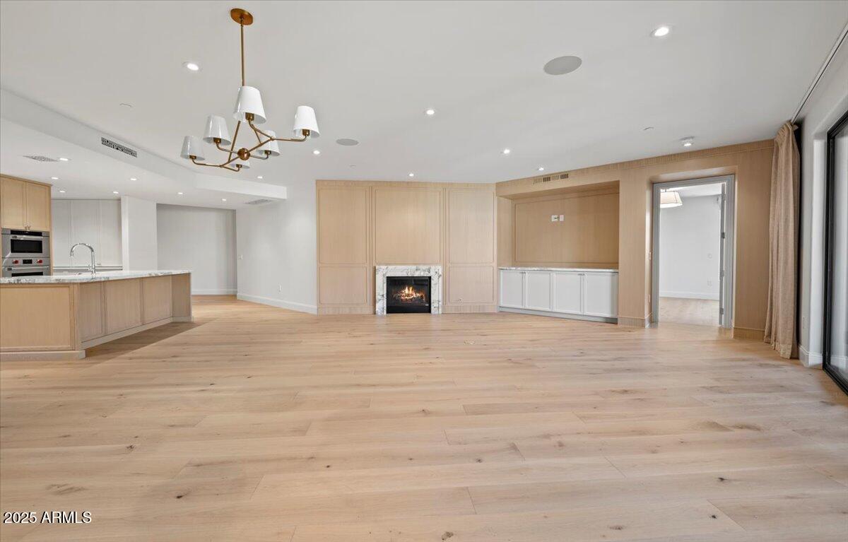 7181 E CAMELBACK Road 301