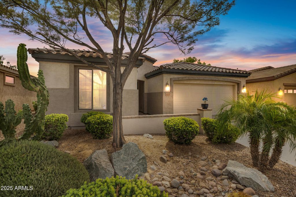 Photo of 4237 E Blue Spruce Lane, Gilbert, AZ 85298 (MLS # 6924367)