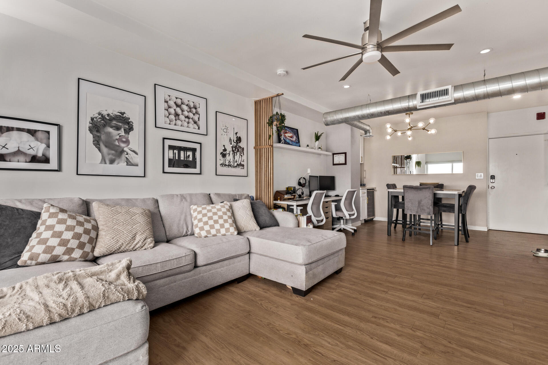 805 N 4TH Avenue 602