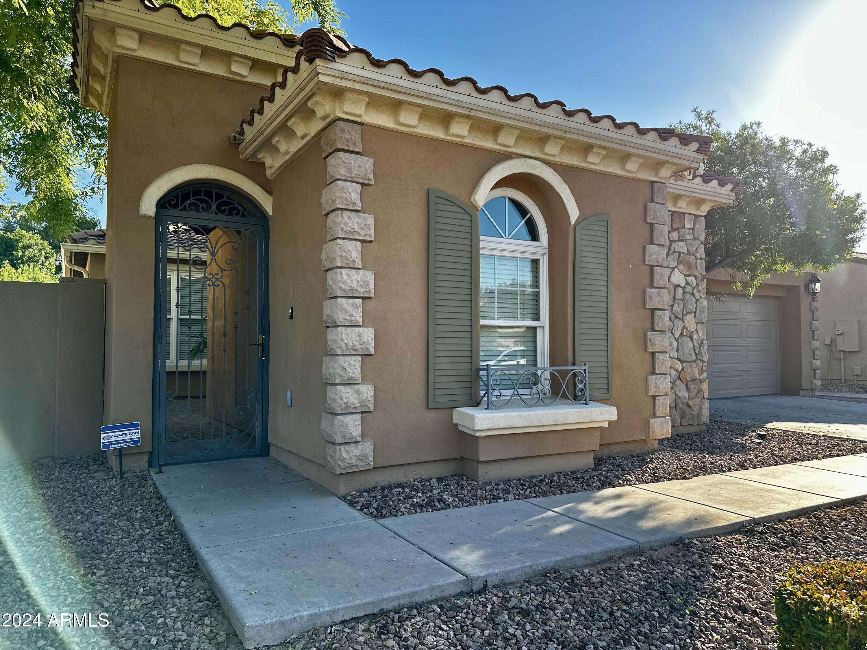 2303 E Dogwood Drive
