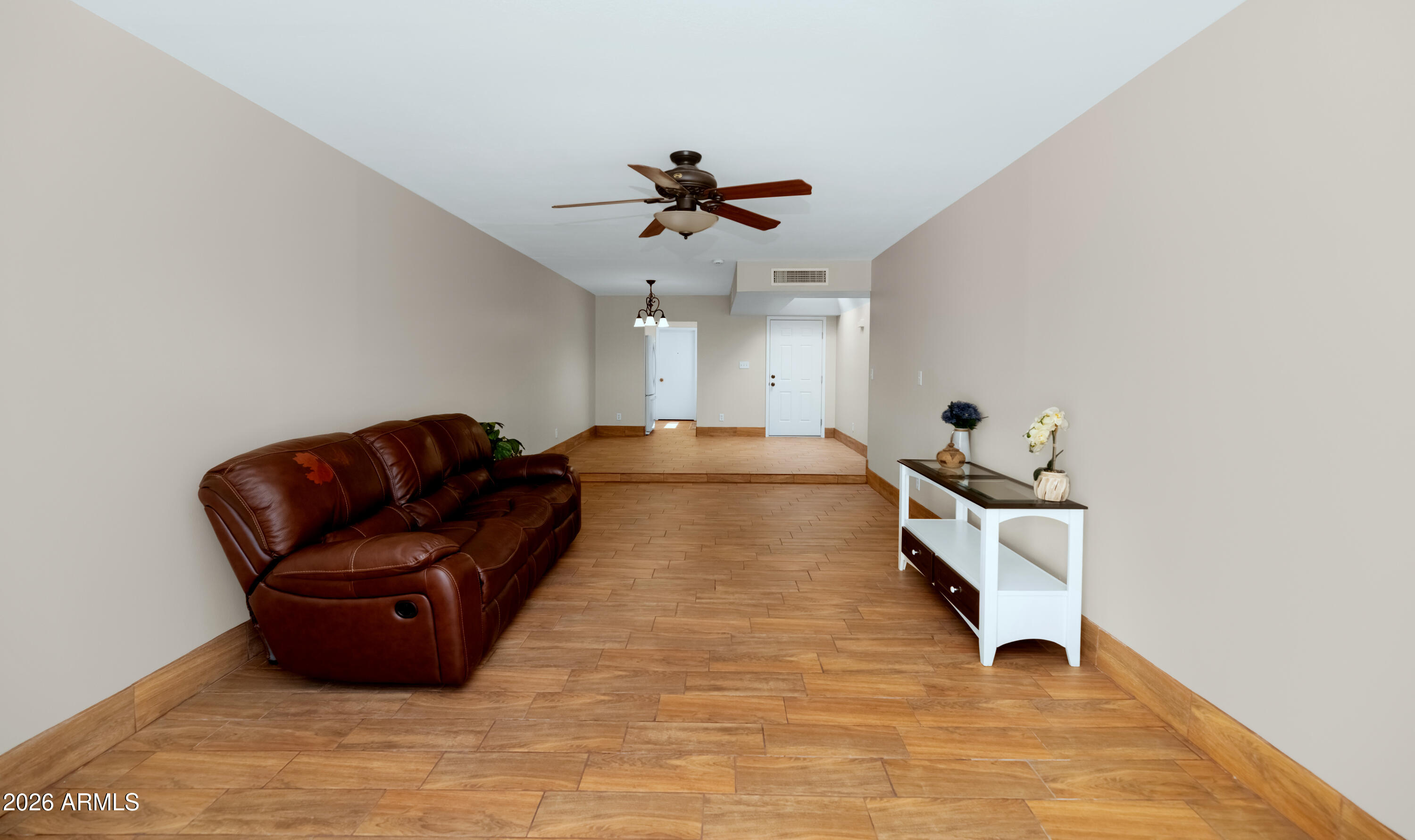 3031 W HEARN Road