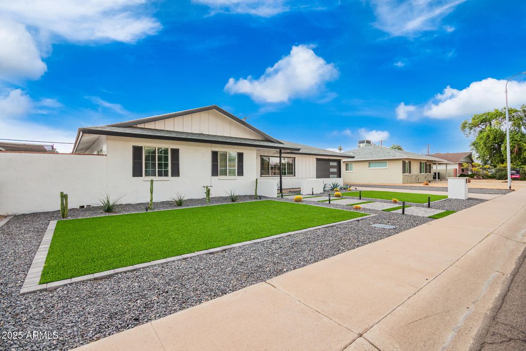 Photo of 2818 N 82nd Street, Scottsdale, AZ 85257 (MLS # 6951851)