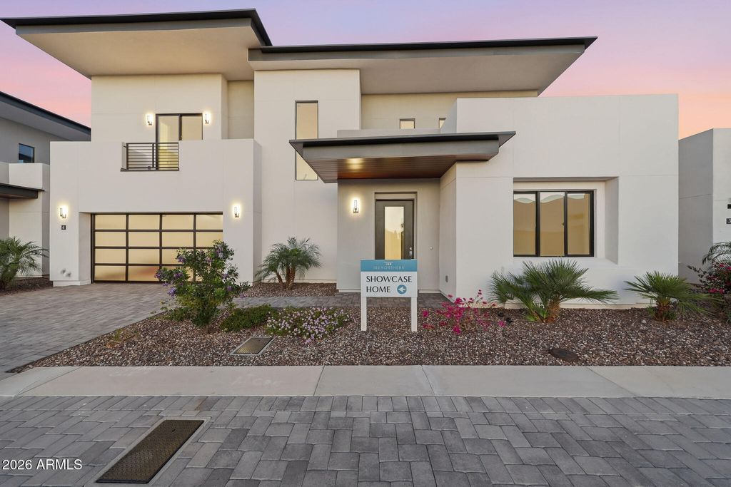 Photo of 100 W Northern Avenue #4, Phoenix, AZ 85021 (MLS # 7001225)