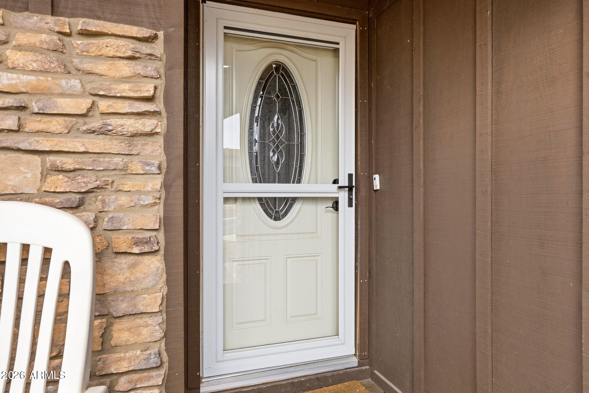 640 S MOUNTAIN PINES Avenue