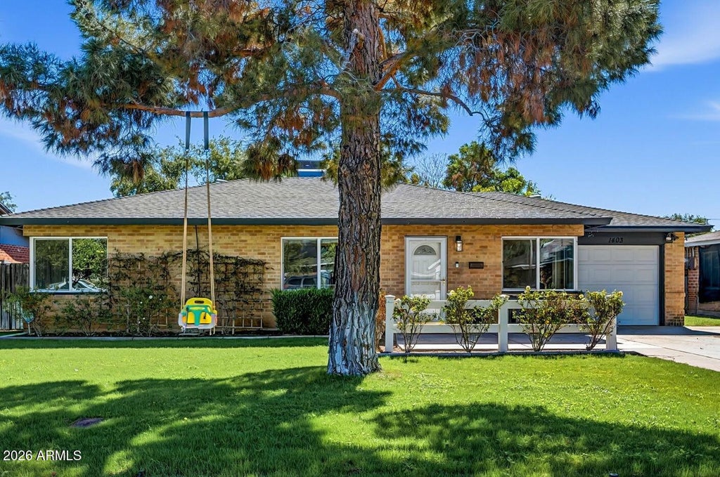 Photo of 1403 W Luke Avenue, Phoenix, AZ 85013 (MLS # 7094814)