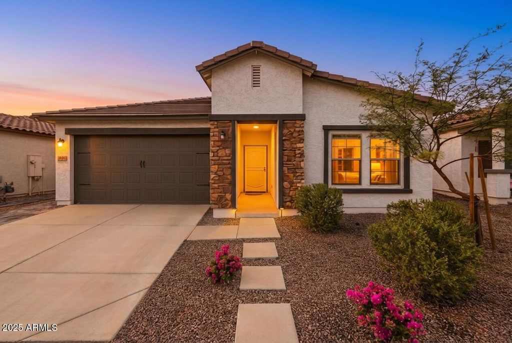 Photo of 40500 W Chambers Drive, Maricopa, AZ 85138 (MLS # 6950251)