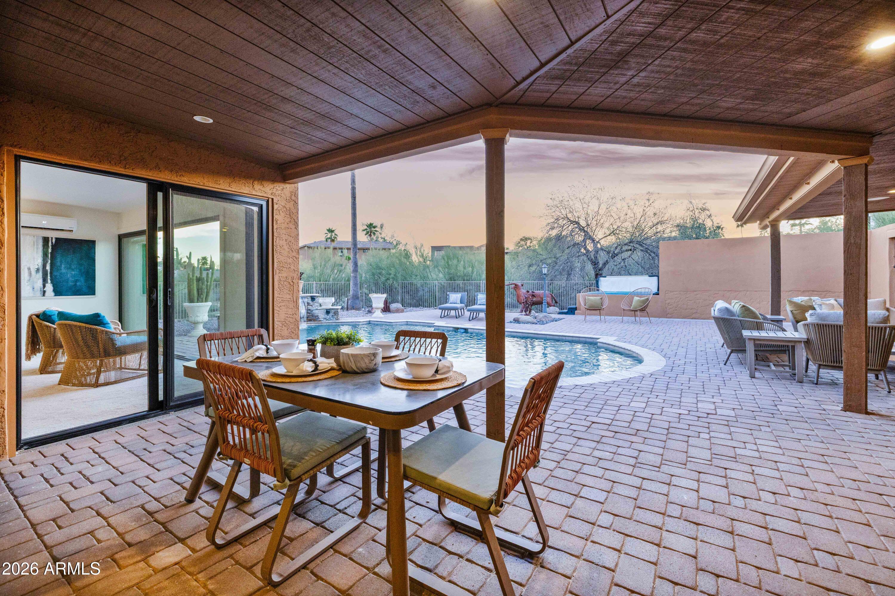 10643 N INDIAN WELLS Drive