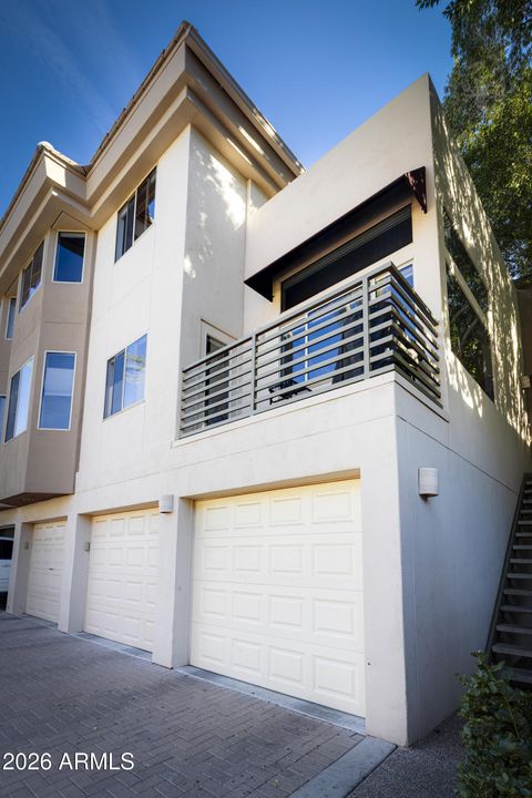 Photo of 4343 N 21st Street #220, Phoenix, AZ 85016 (MLS # 6970228)