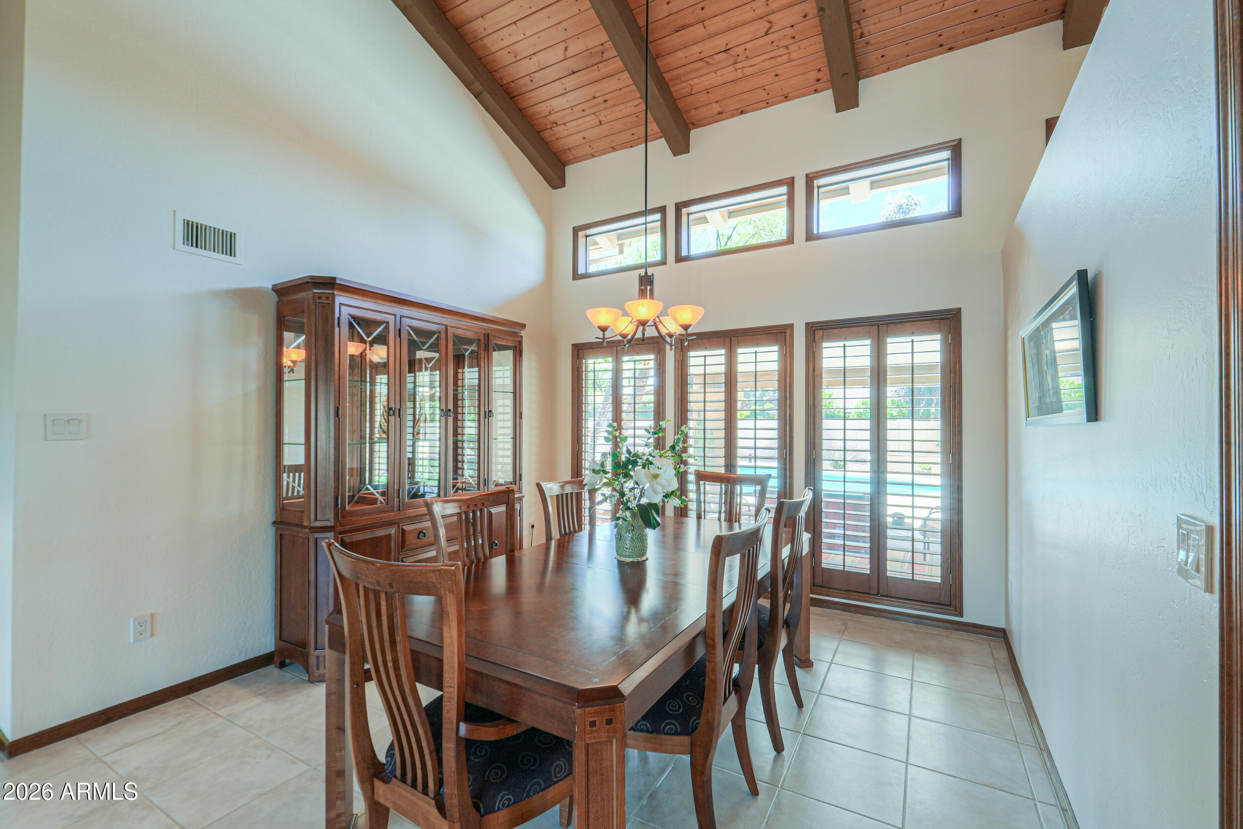 ROUND VALLEY ESTATES - Residential