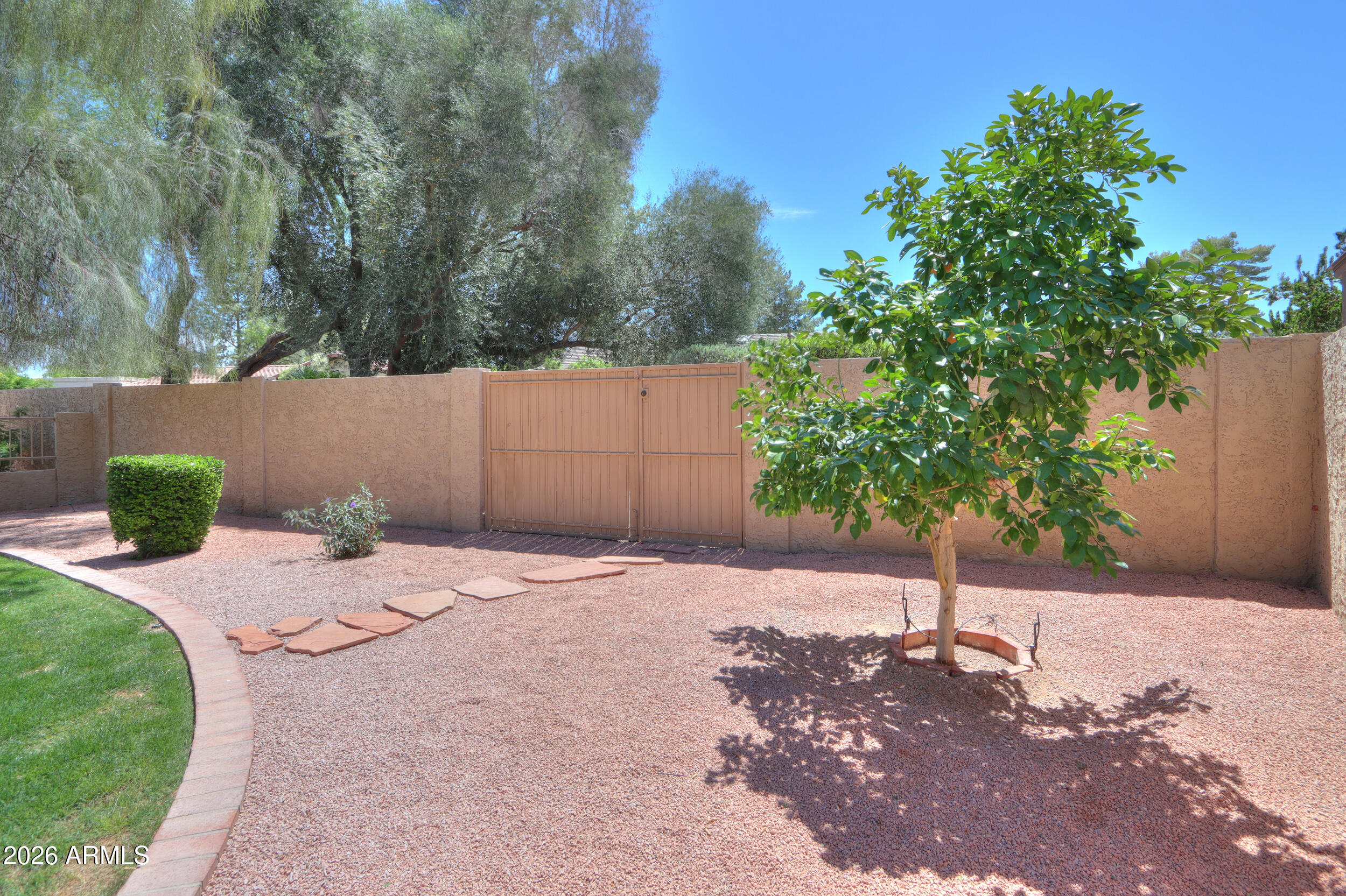 ROUND VALLEY ESTATES - Residential