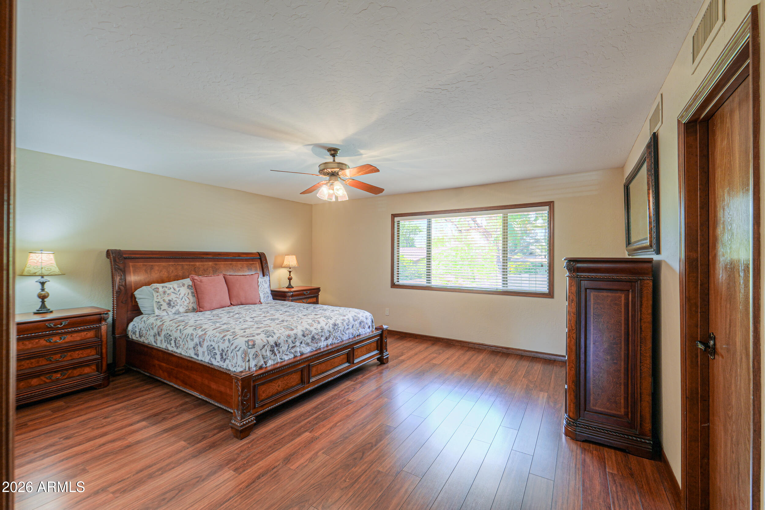 ROUND VALLEY ESTATES - Residential