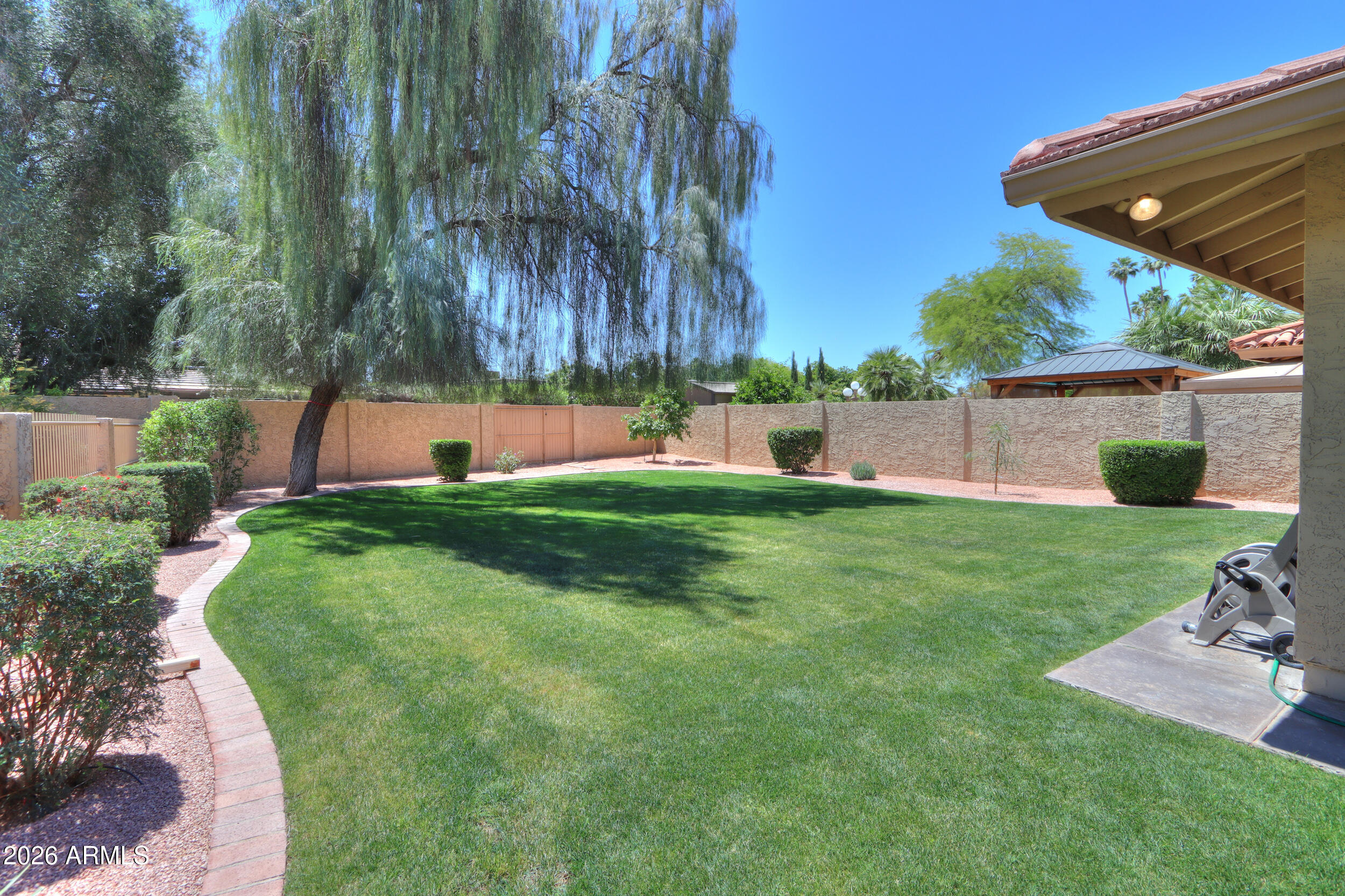 ROUND VALLEY ESTATES - Residential