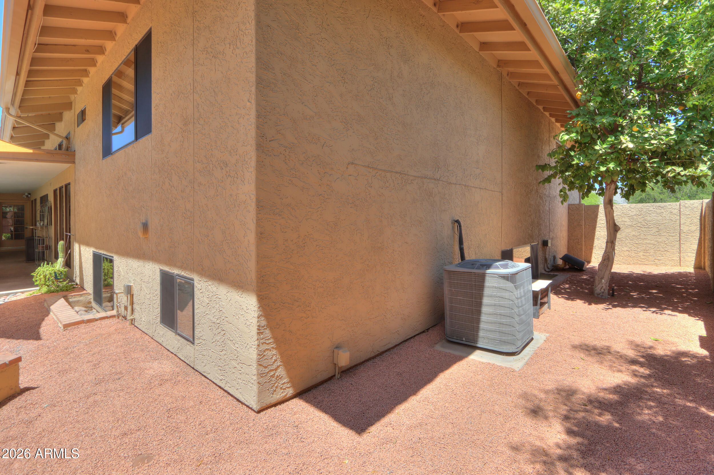 ROUND VALLEY ESTATES - Residential