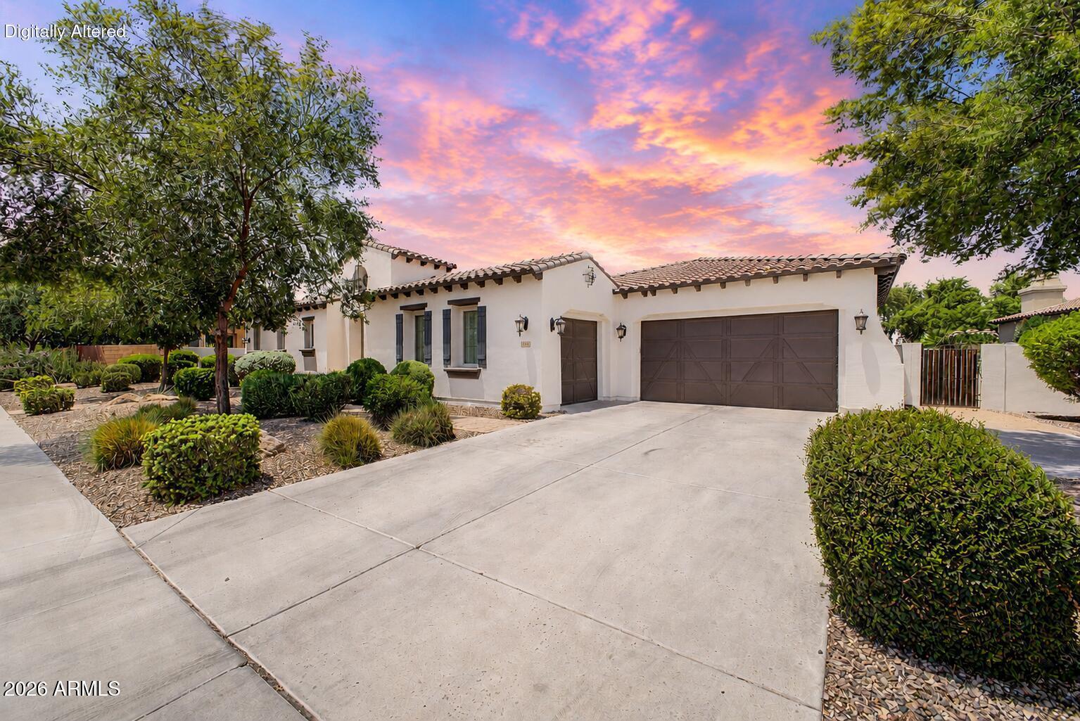 3334 E BIRCHWOOD Place