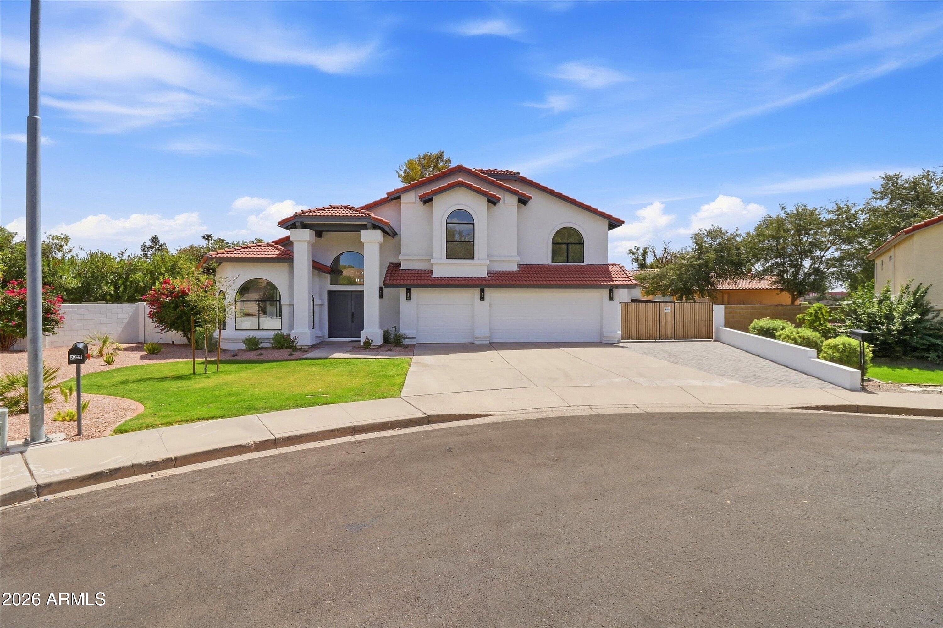 2059 E GLENCOVE Circle