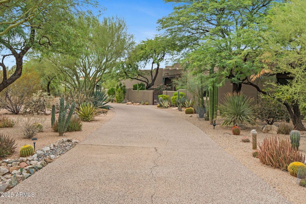 Photo of 10040 E Happy Valley Road #365, Scottsdale, AZ 85255 (MLS # 6920405)