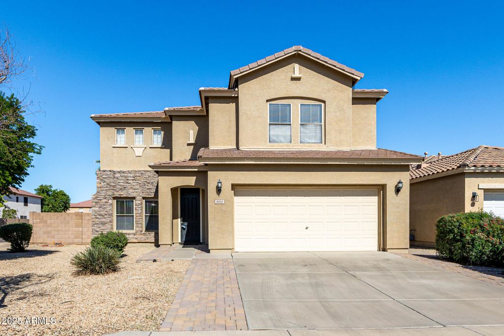 Photo of 9510 W Hazelwood Street, Phoenix, AZ 85037 (MLS # 6937443)