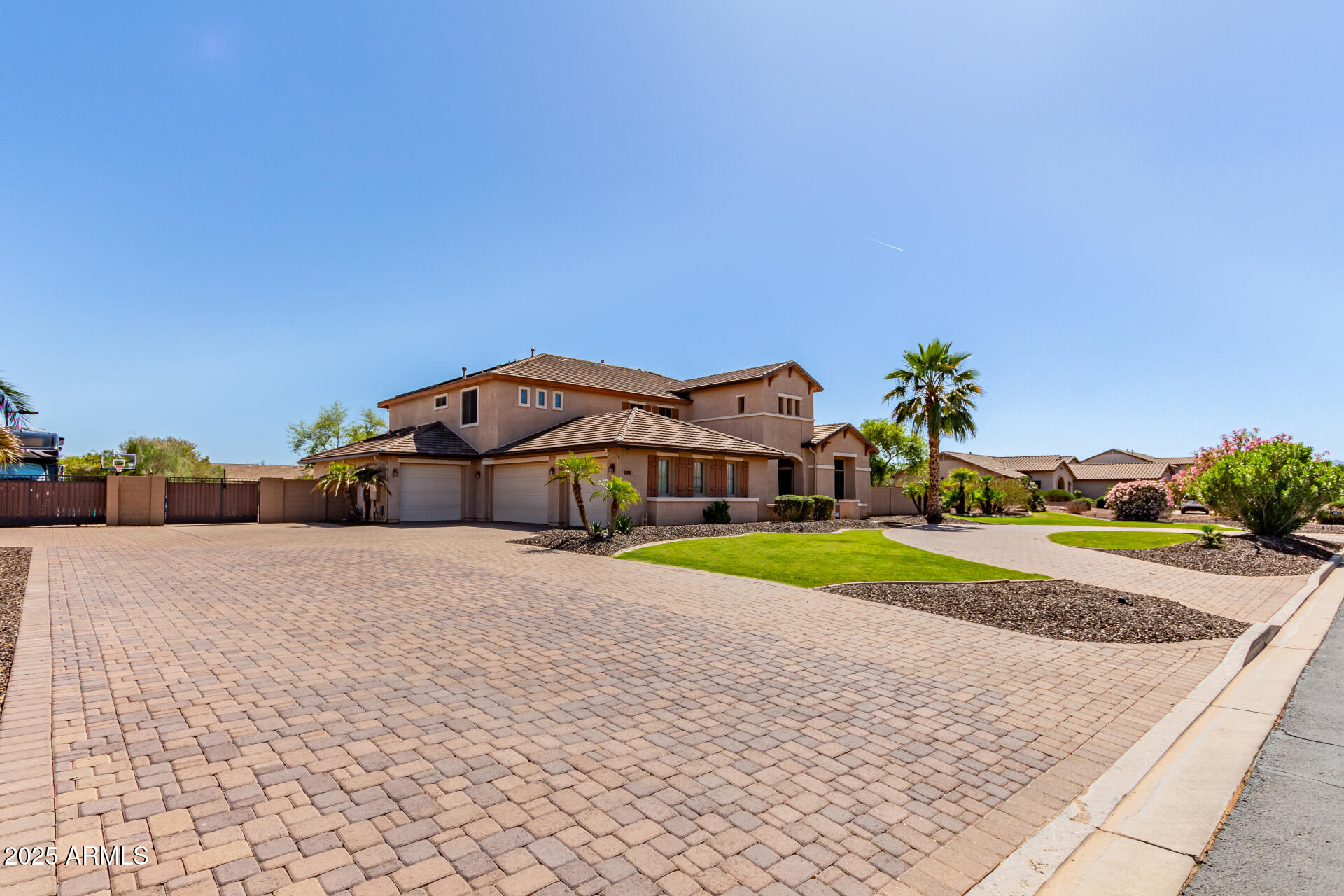 14107 W CHRISTY Drive