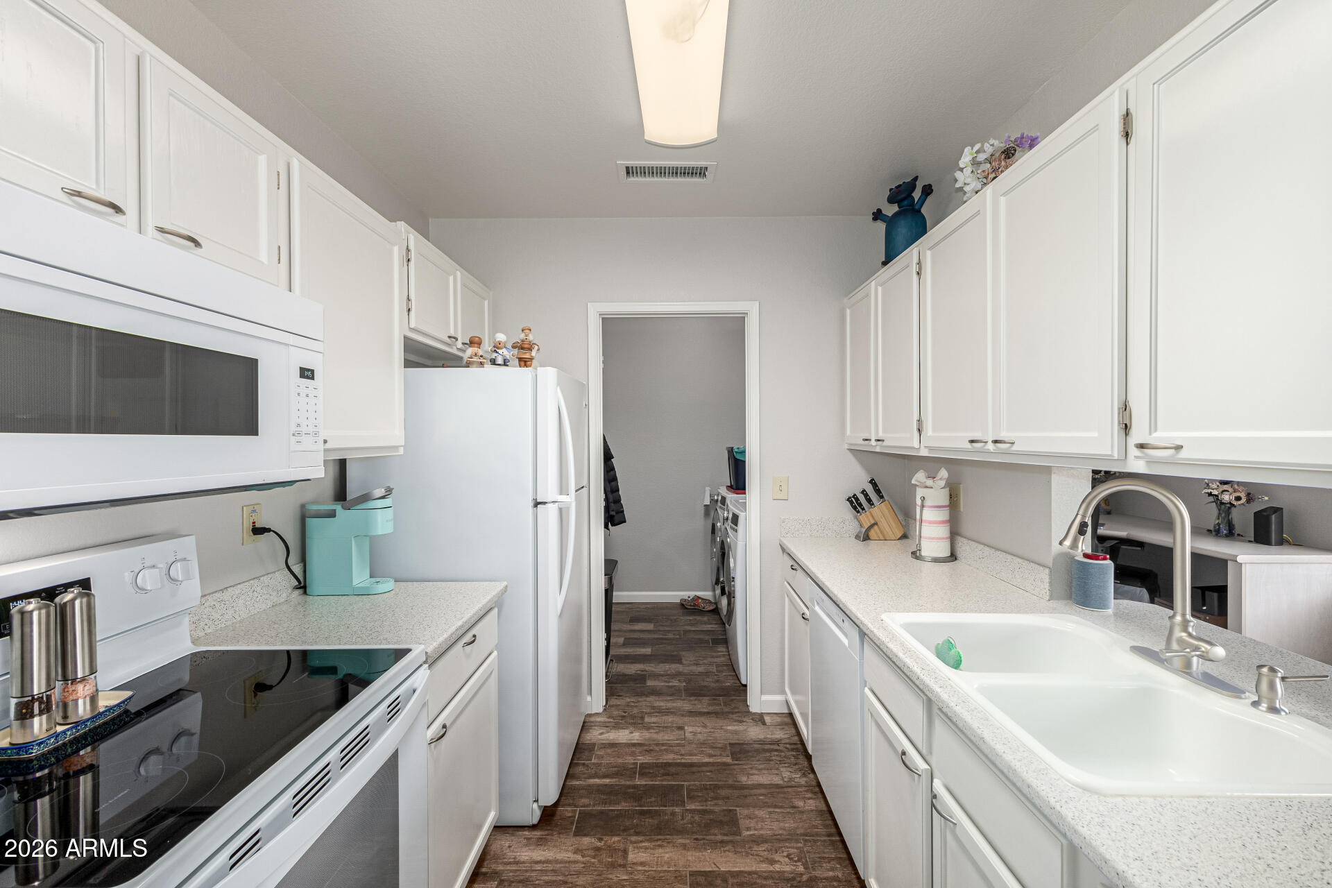 1518 E SPYGLASS Drive