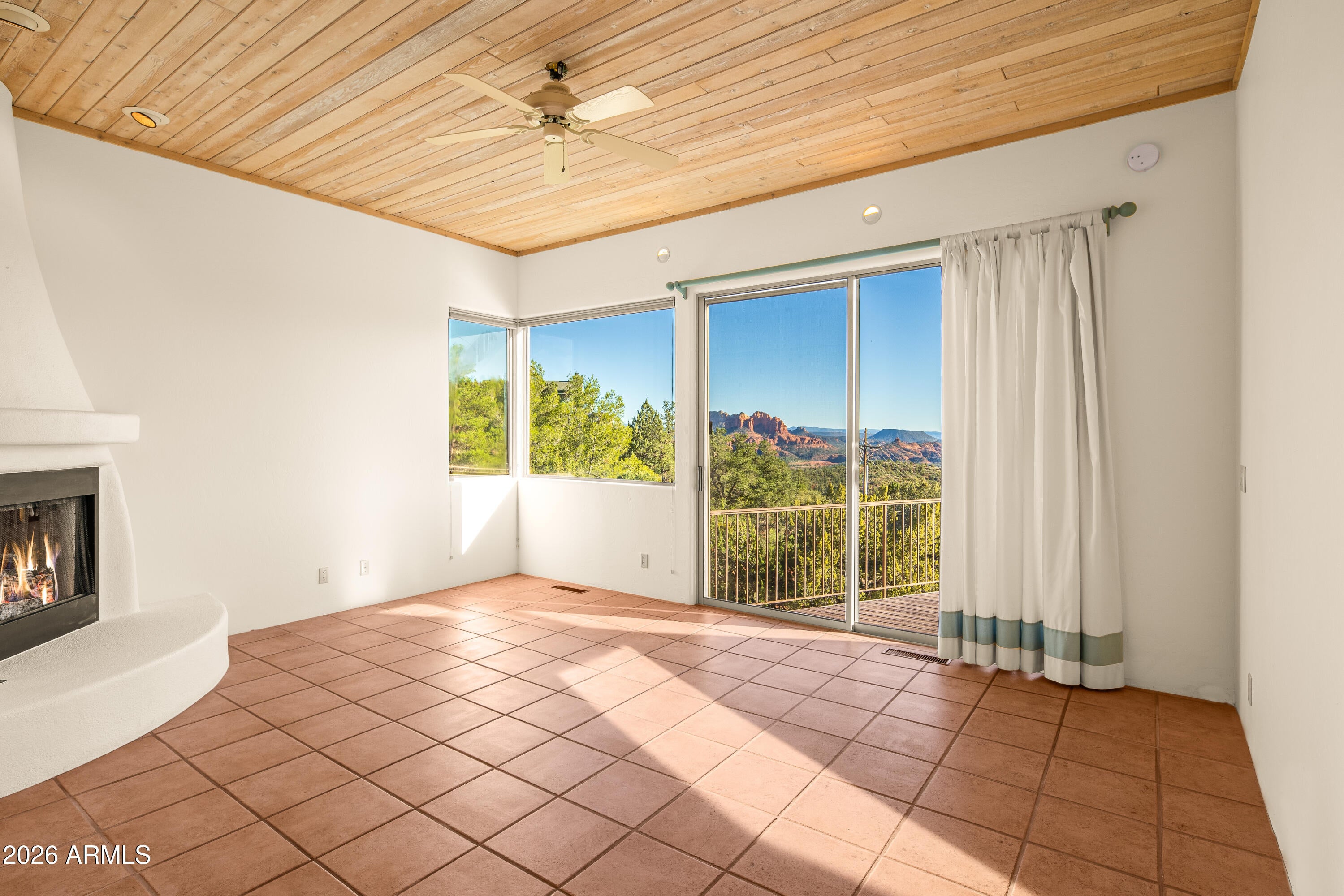 3227 CALLE DEL MONTANA --