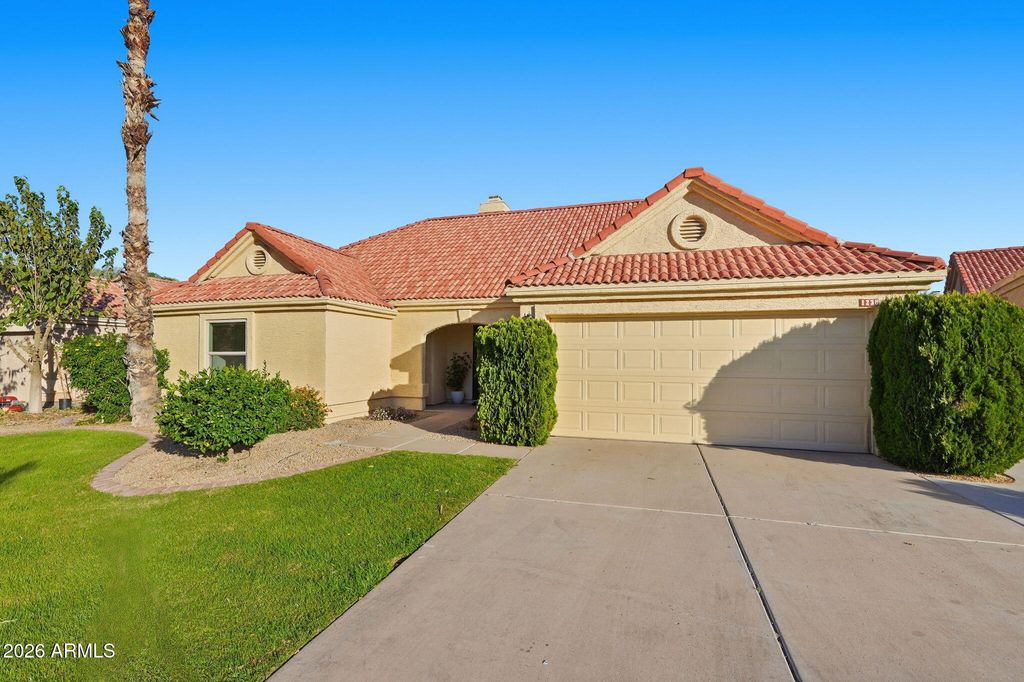 Photo of 1238 E Heather Avenue, Gilbert, AZ 85234 (MLS # 6968007)