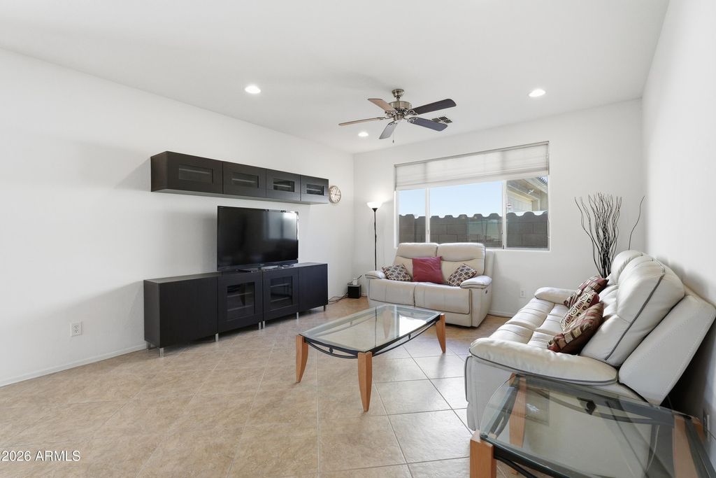 Photo of 1784 W Pelican Drive, Chandler, AZ 85286 (MLS # 7018100)