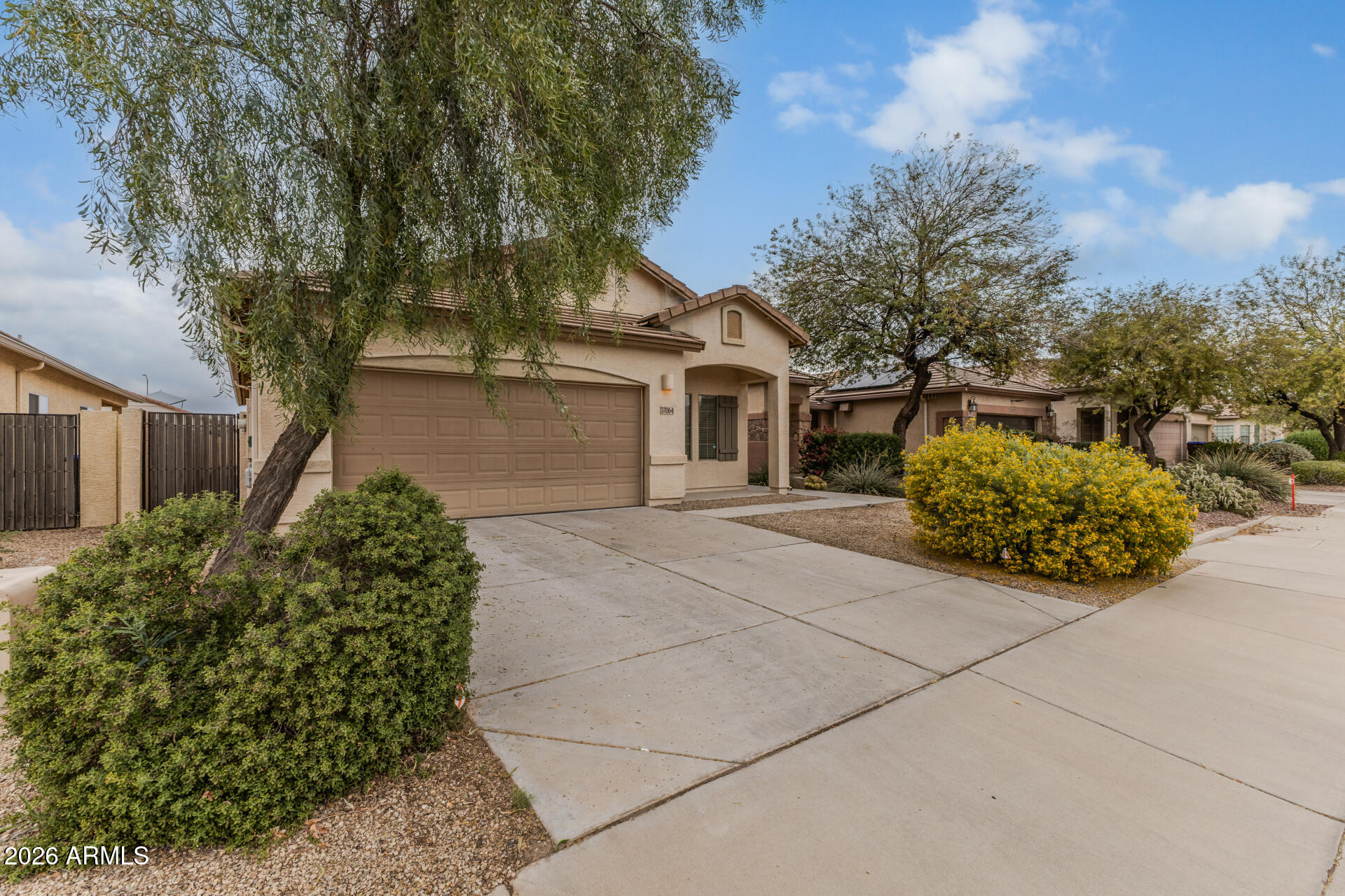 Properties 4 37064 W MONDRAGONE Lane