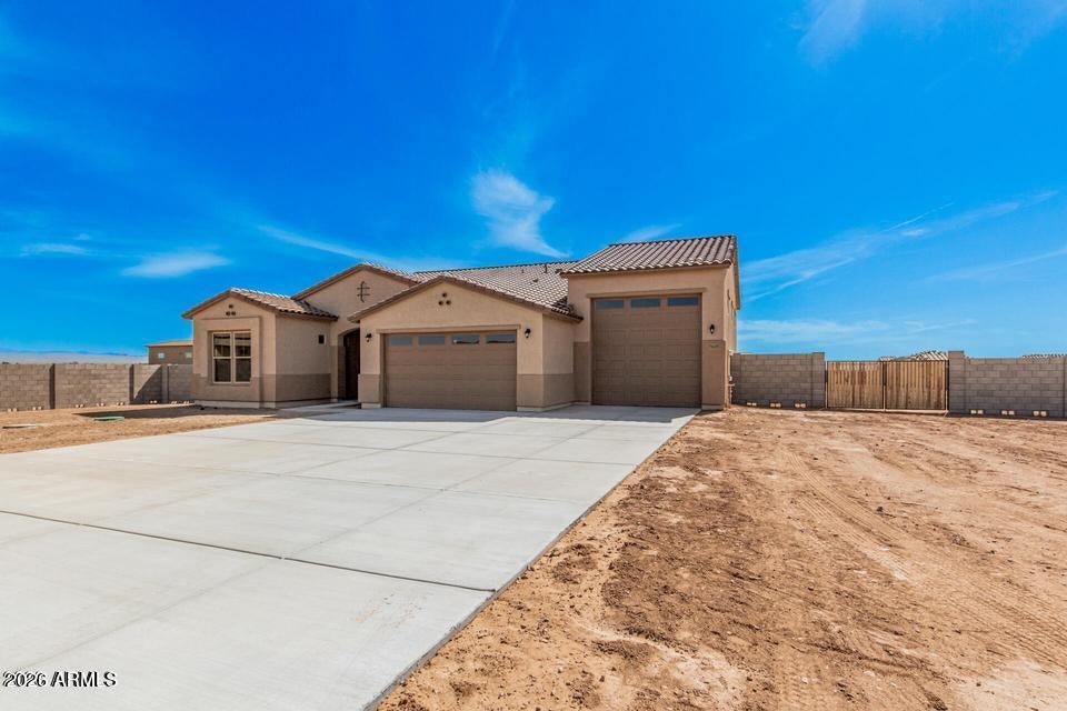 24335 W DUANE Lane