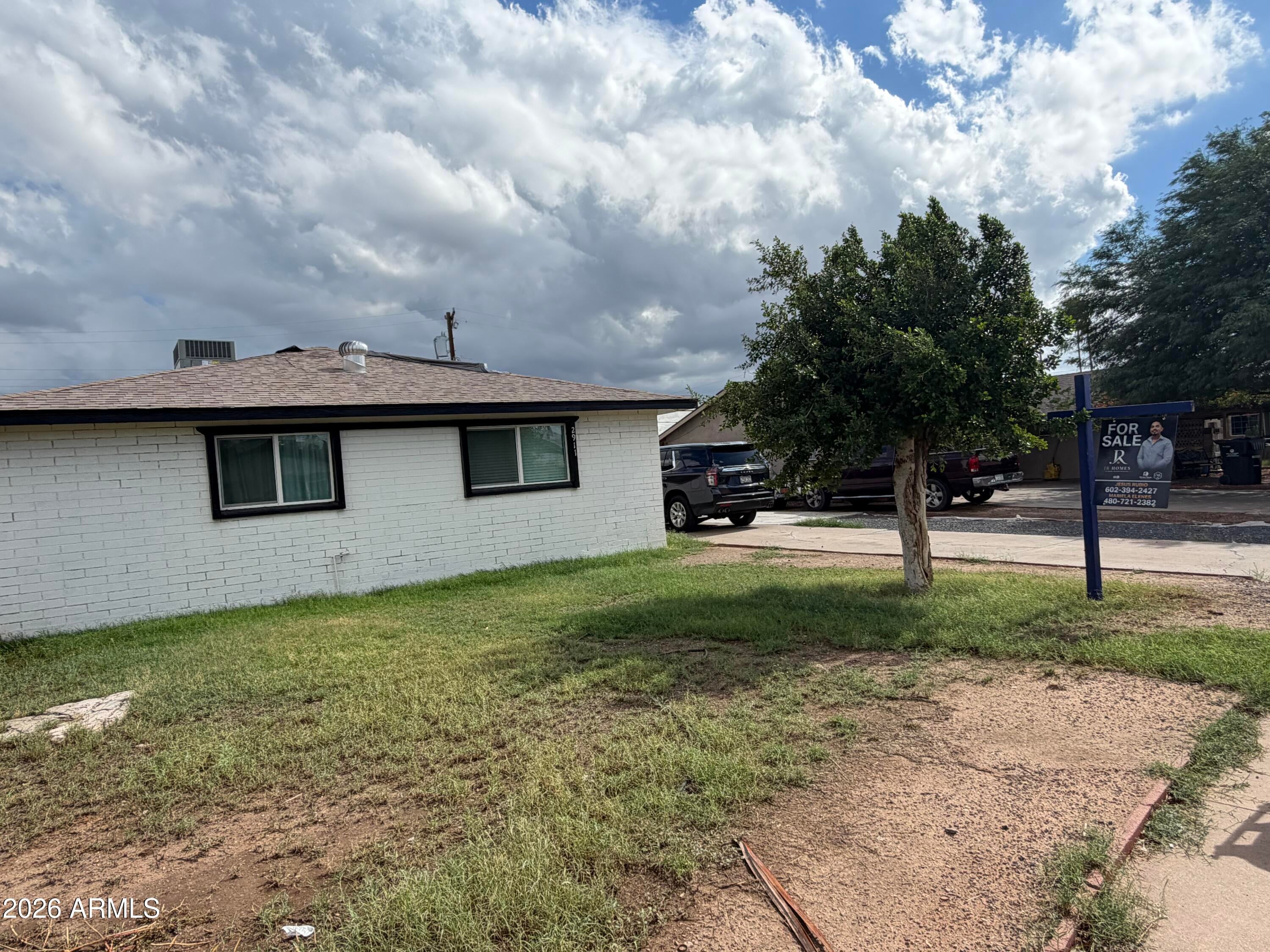2911 N 53RD Lane