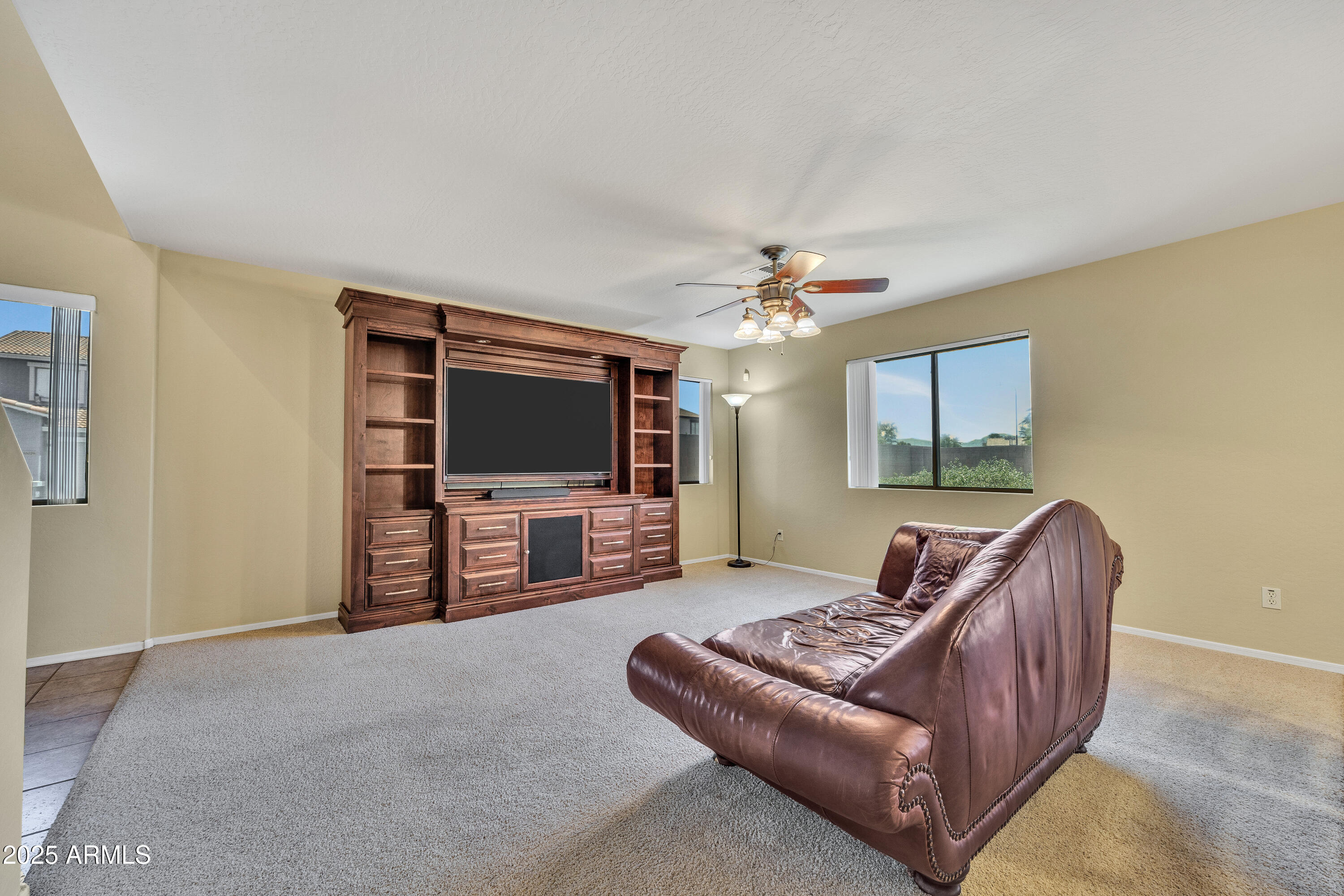 3118 S 100TH Drive